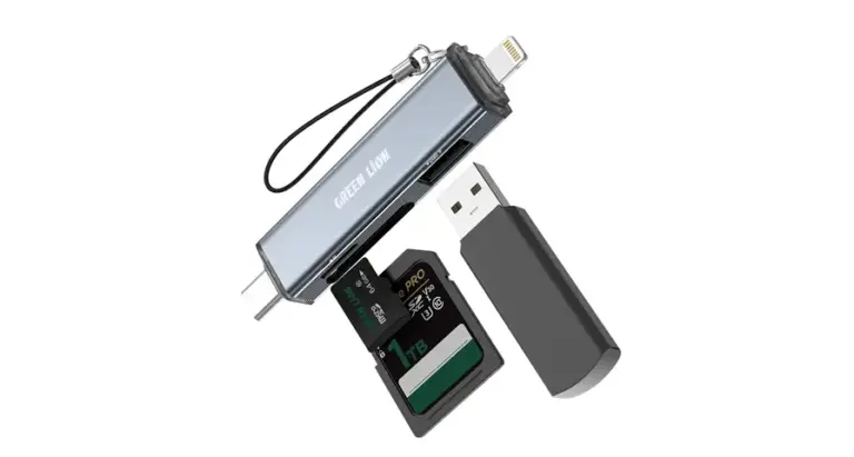 Green Lion 3 in 1 Card Reader with USB-C & Lightning Connectivity