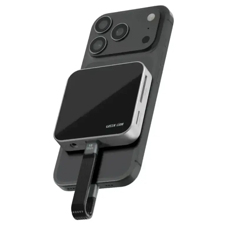 Green Lion 8-in-1 Hub Multi Device Support