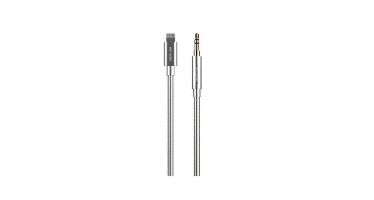Green Lion Non-MFi Lightning to AUX 3.5mm Stainless Steel Plating Cable 90cm- Silver