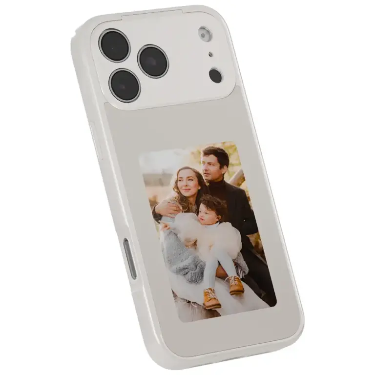 Green Lion Smart E-Ink Case 4" Custom Display for iPhone 17 Pro/ Pro Max