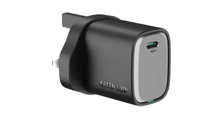Green Lion Supra 33W UK Wall Charger - Black/Grey