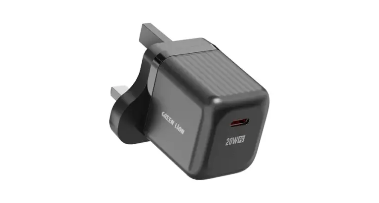 Green Lion Ultra Compact GaN Wall Charger UK Pin USB-C 20W (with C to C / C to L Cable)
