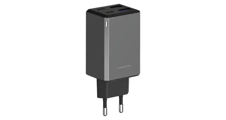 Powerology 65W GaN Multi-Port Travel Adapter