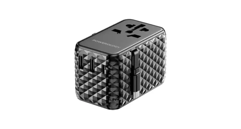 Powerology GaN Universal Charger Retractable Type-C Cable