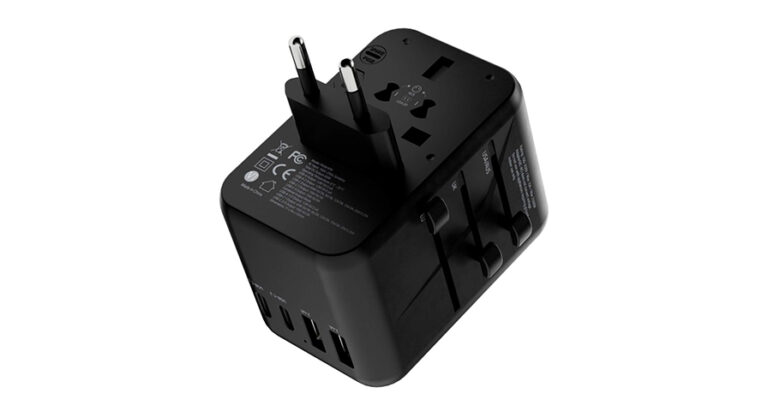 Powerology Universal Multi-Port Travel Adapter PD 65W ( 3X Type-C / 2X USB-A Ports )