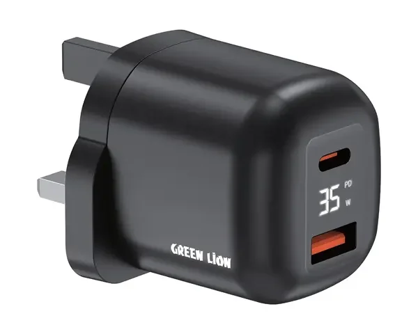 Green Lion Q-Series UK Plug USB-C & USB-A - Black