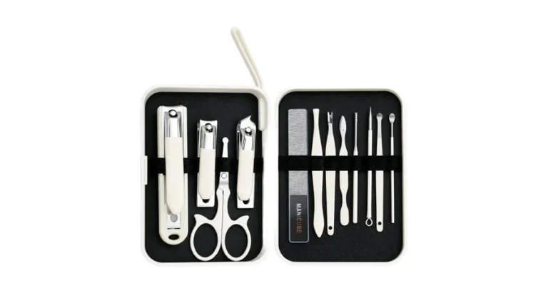 Green Lion 12 in 1 Manicure Set - Cream
