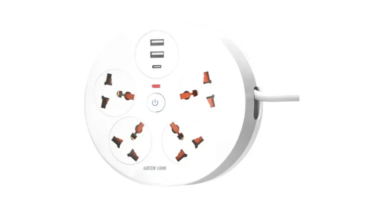 Green Lion Orbit Power Strip 7-in-1 Retractable Power Cord - White