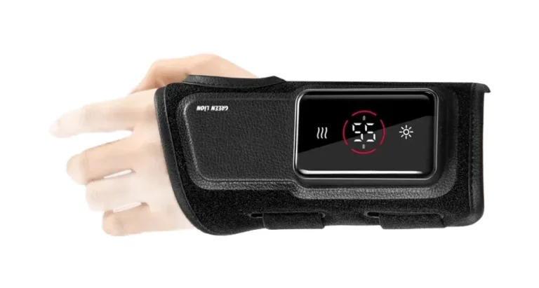 Green Lion Rechargeable Wrist Massager with Heat Compress & Vibration - Black